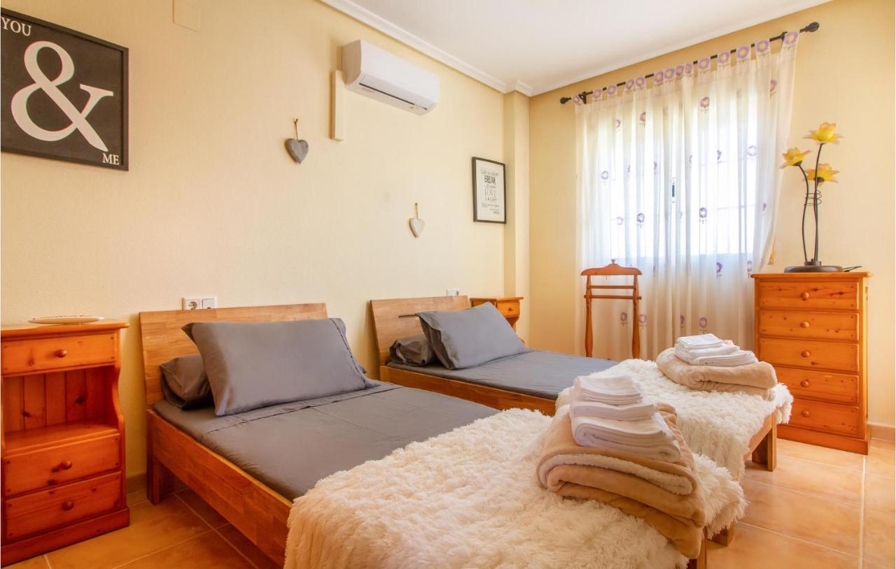 Lovely Home With Swimming Pool Санта Пола Екстериор снимка