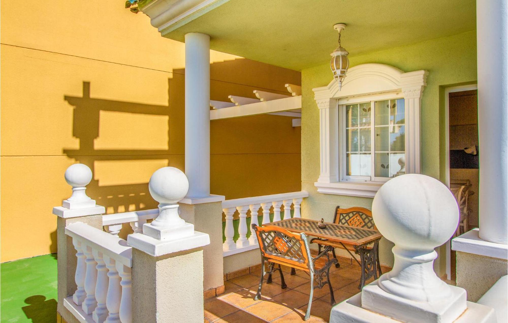 Lovely Home With Swimming Pool Санта Пола Екстериор снимка